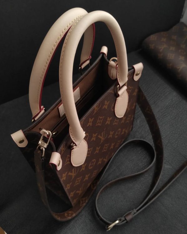 Dəri çanta əl işi ( Luis Vuitton )